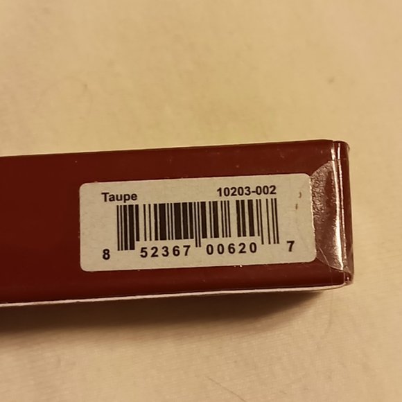 Eyebrow Pencil - Picture 3 of 3